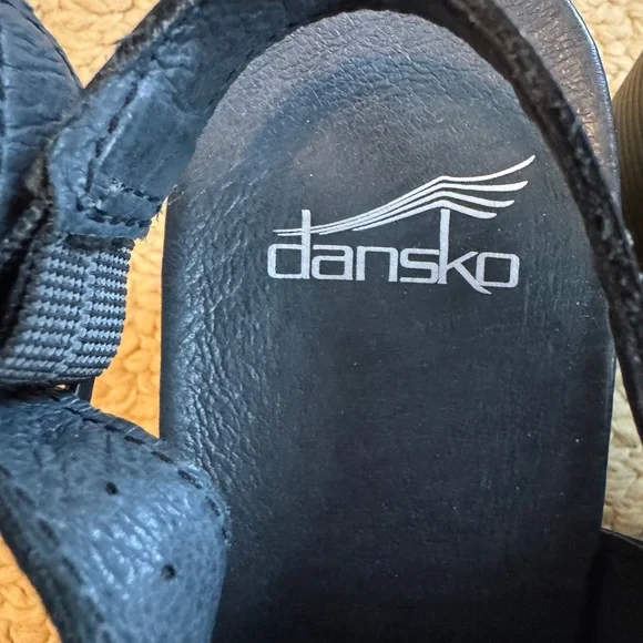 Dansko Riley Clogs Slingback Heels Euro Size 39
= US 8.5 - 9 Black Leather - Picture 7 of 9